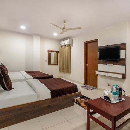 Hotel South Indian Δελχί Εξωτερικό φωτογραφία