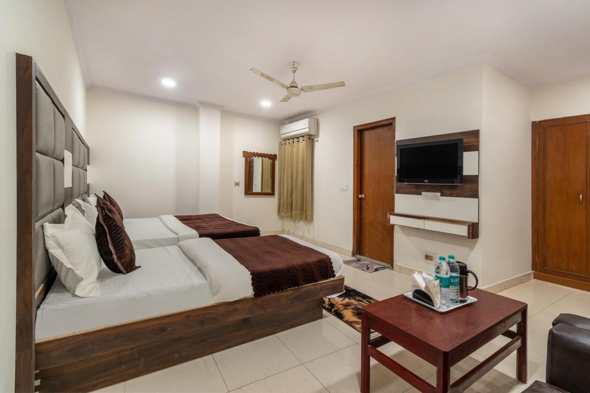 Hotel South Indian Δελχί Εξωτερικό φωτογραφία